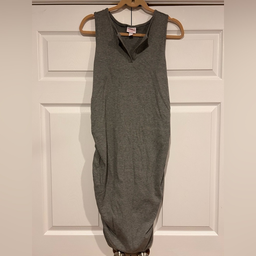 Isabel Maternity by Ingrid & Isabel Gray Midi Dress
